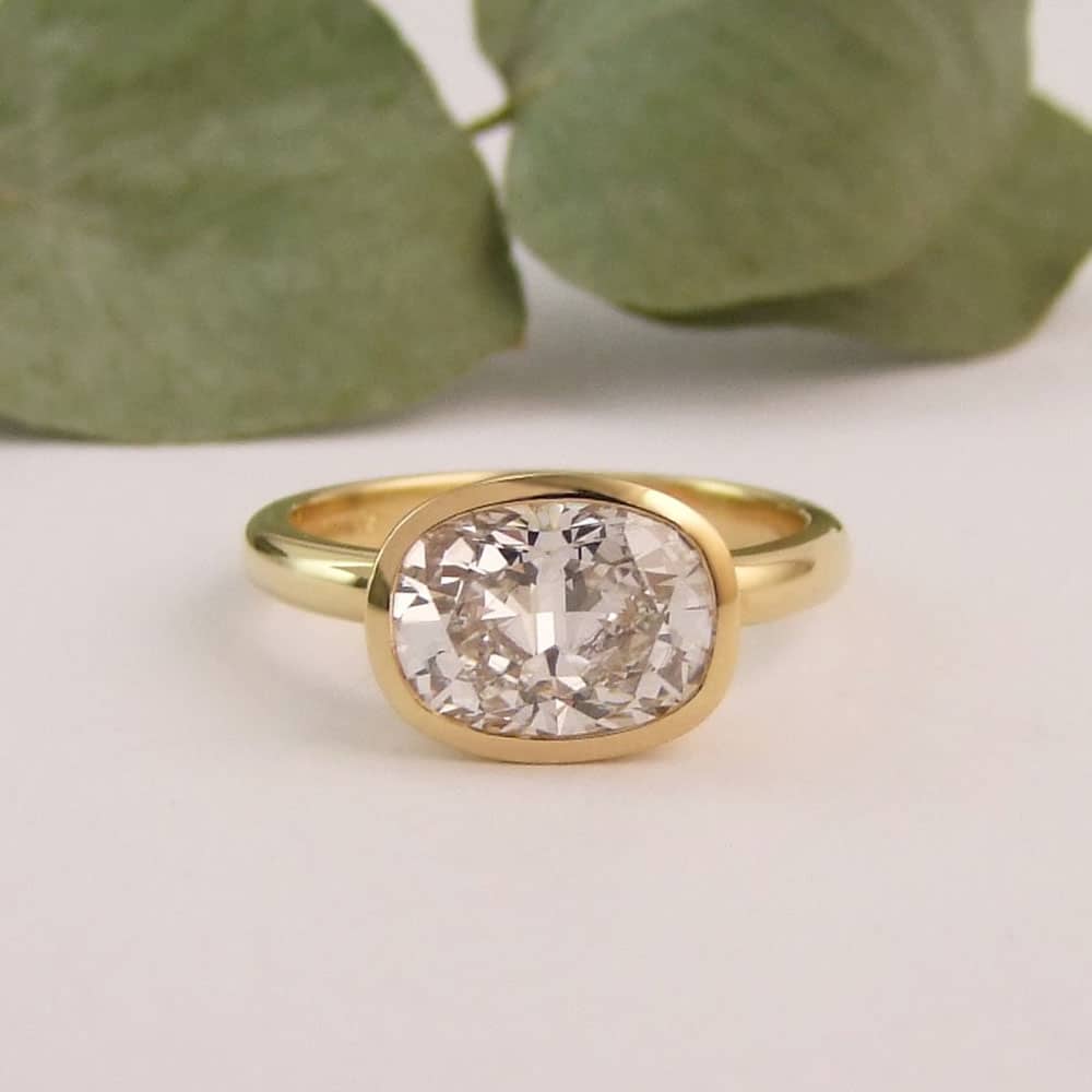 Oblong Cushion Lab Grown Diamond Ring - Image 2