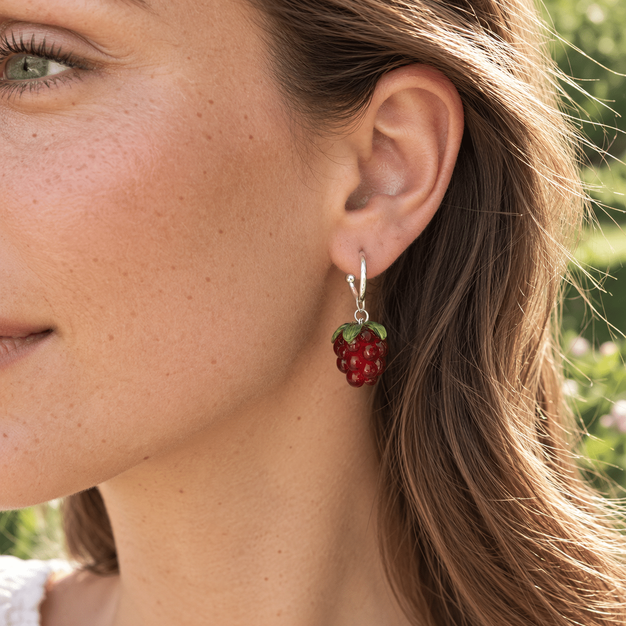 Glass Raspberry Mini Hoops - Image 2